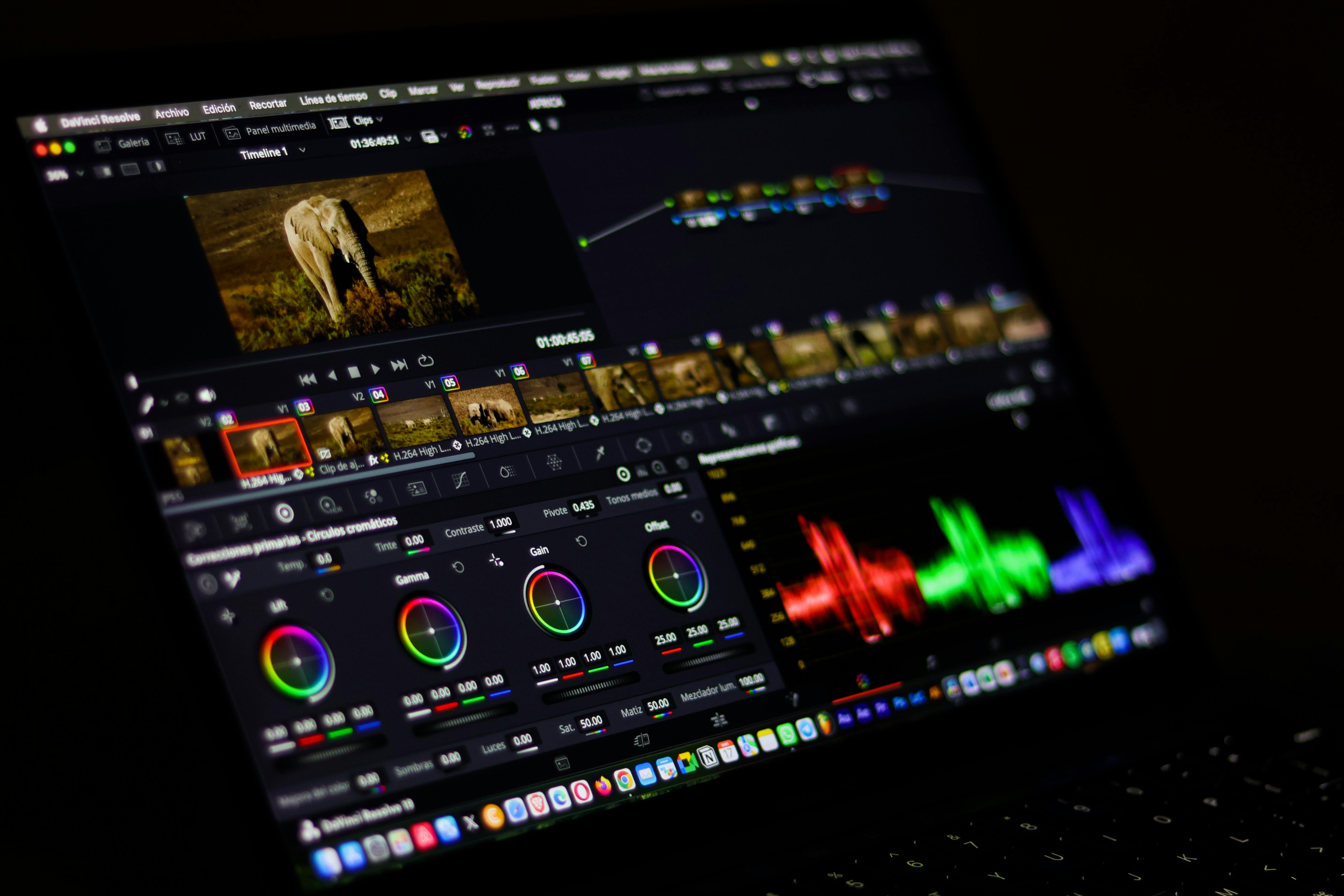 DaVinci Resolve interface showing the Edit page timeline and menus