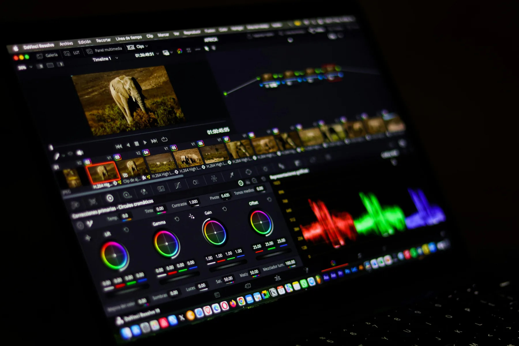 DaVinci Resolve interface showing the Edit page timeline and menus