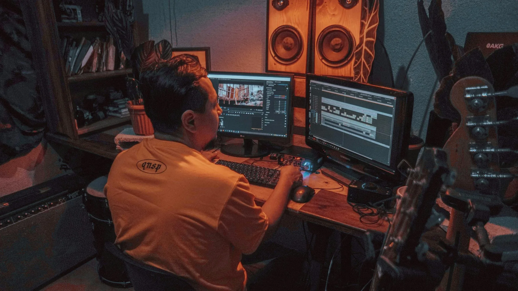 Video editor working with sound effects